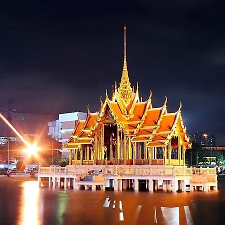 Waan Apartment